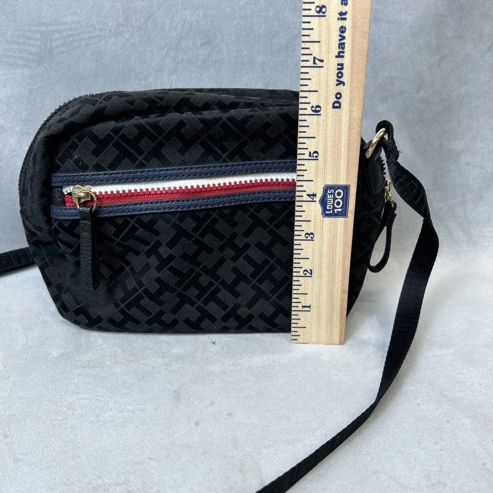 Tommy‎ Hilfiger Purse Crossbody Logo Black Canvas women's Shoulder bag Strap